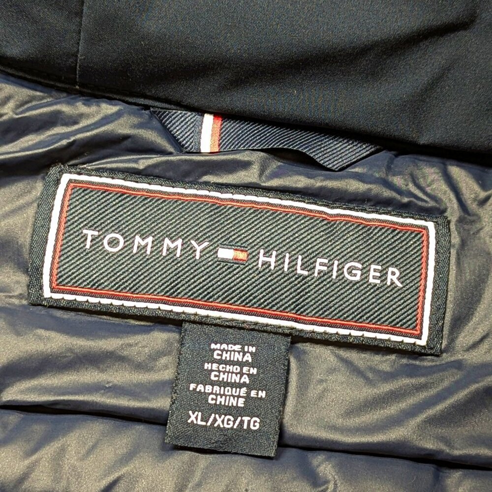 Tommy Hilfiger Women's Hooded Packable Puffer Navy Coat Size XL (MSRP $180) - Picture 4 of 6